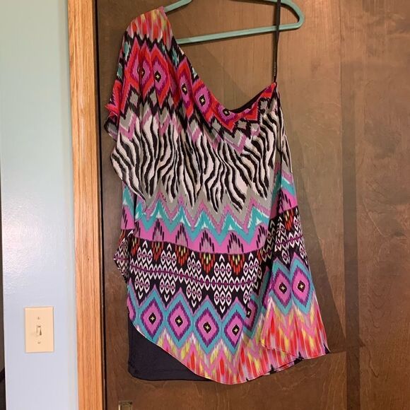 Bisou Bisou Dresses & Skirts - NWT! Size 16- Printed Dress